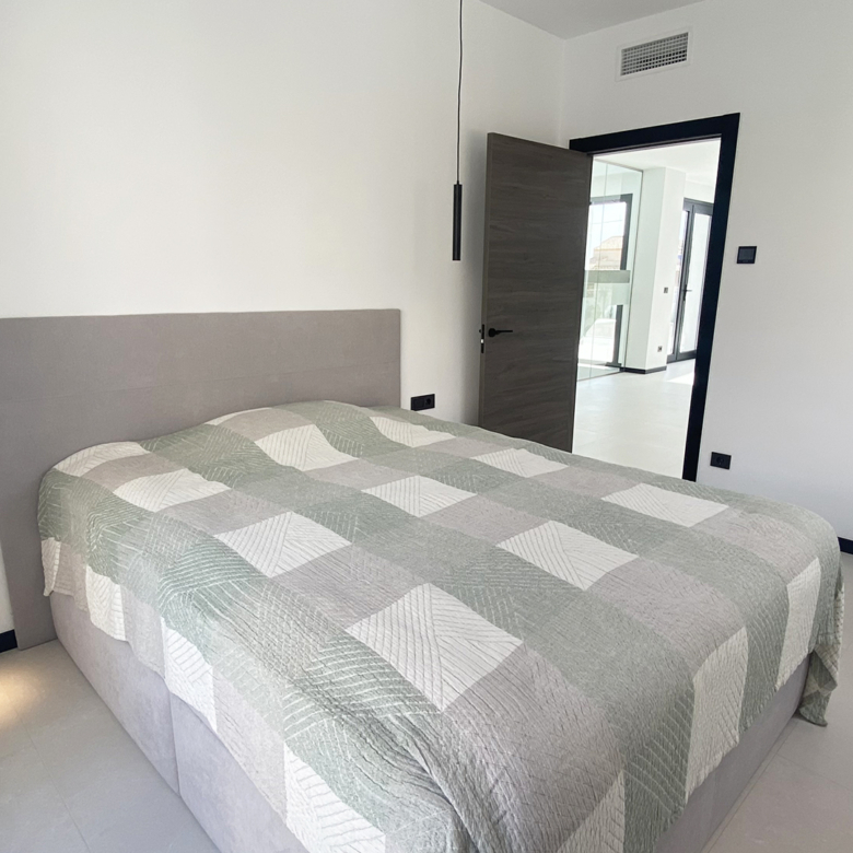 Luxurious Property in Torre La Mata (Ref: DOSI-1434)