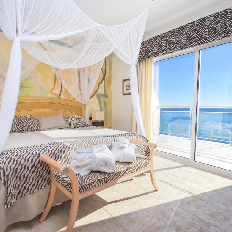 Hotel in Villajoyosa (Ref: DOSI-707)