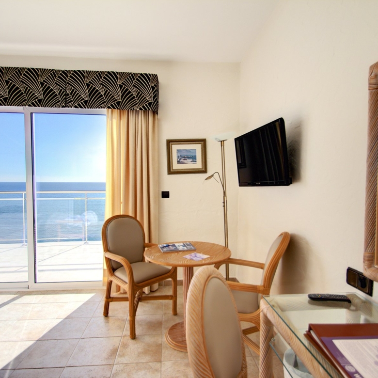 Hotel in Villajoyosa (Ref: DOSI-707)