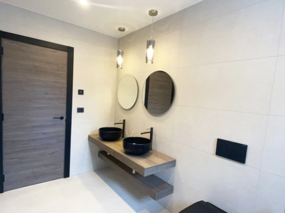 Luxurious Property in Torre La Mata (Ref: DOSI-1434)