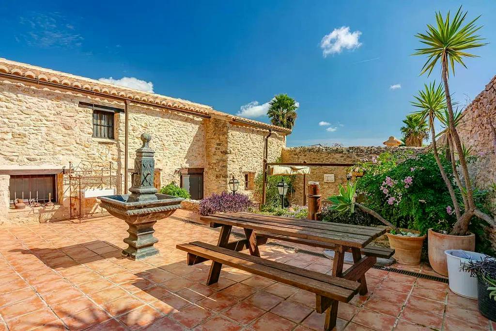 Country Estate in Benissa (Ref: DOSI-3460)