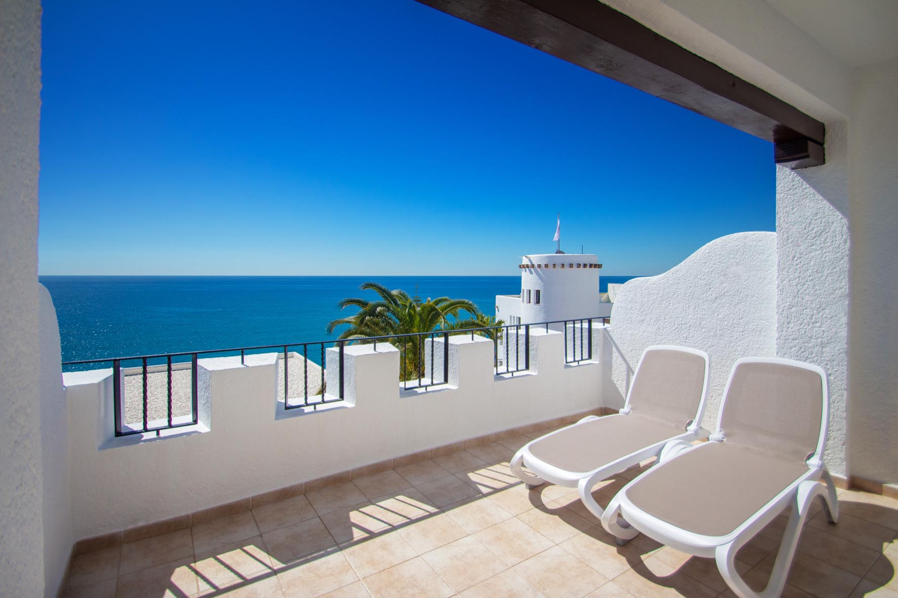 Hotel in Villajoyosa (Ref: DOSI-707)