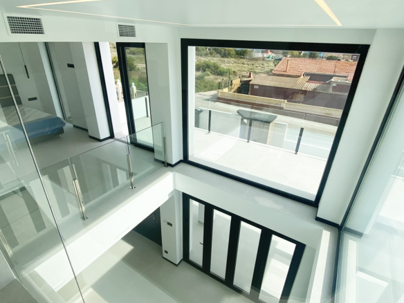 Luxurious Property in Torre La Mata (Ref: DOSI-1434)