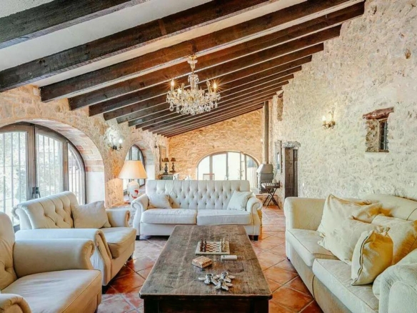 Country Estate in Benissa (Ref: DOSI-3460)