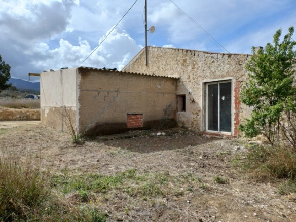 villa in La Zarza (Ref: CC0656)
