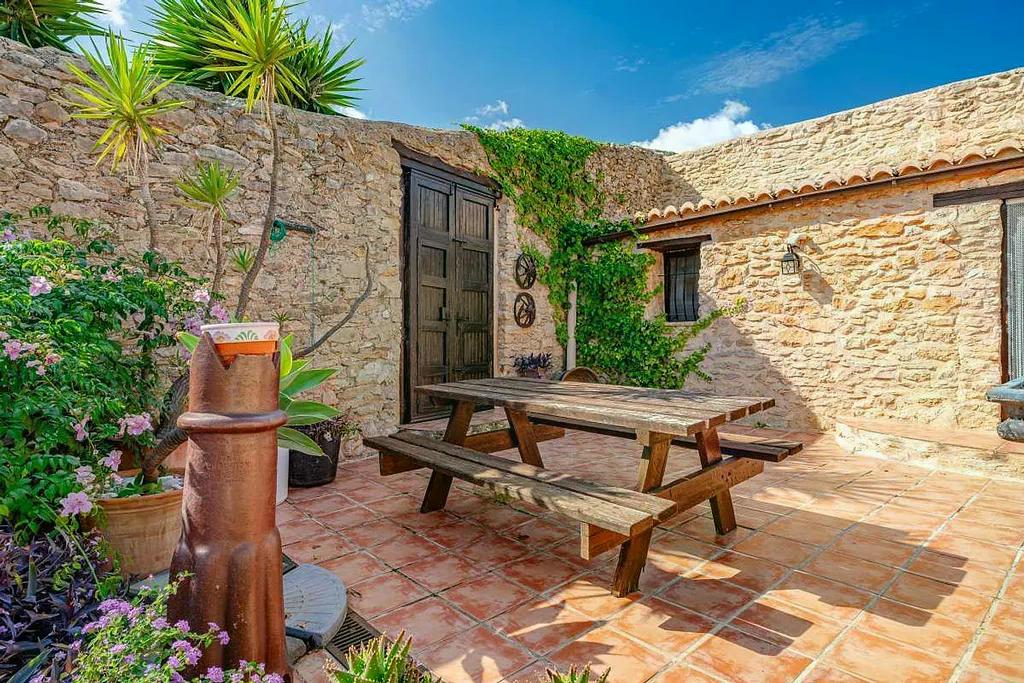 Country Estate in Benissa (Ref: DOSI-3460)