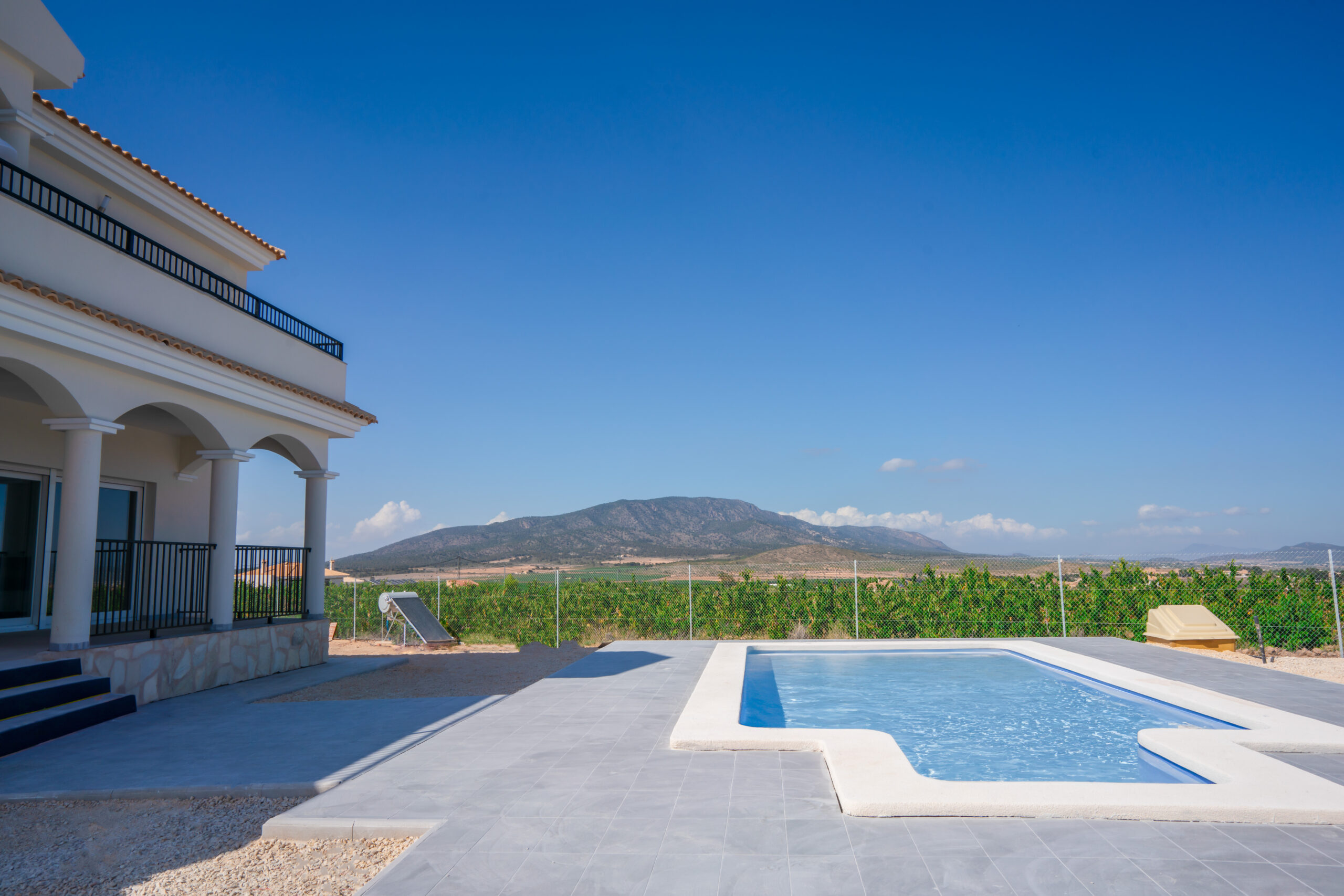Country House in Pinoso (Ref: DOSI-600)
