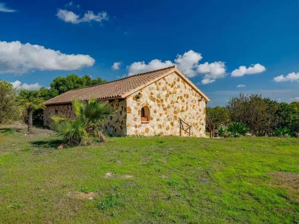 Country Estate in Benissa (Ref: DOSI-3460)