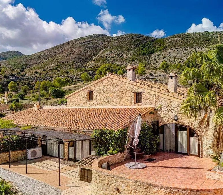 Country Estate in Benissa (Ref: DOSI-3460)