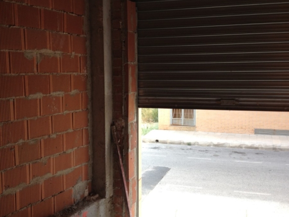 Commercial in Los Montesinos (Ref: BCT-LH396)