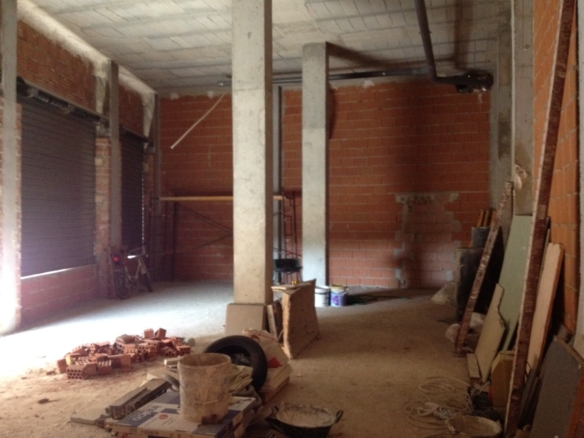 Commercial in Los Montesinos (Ref: BCT-LH396)
