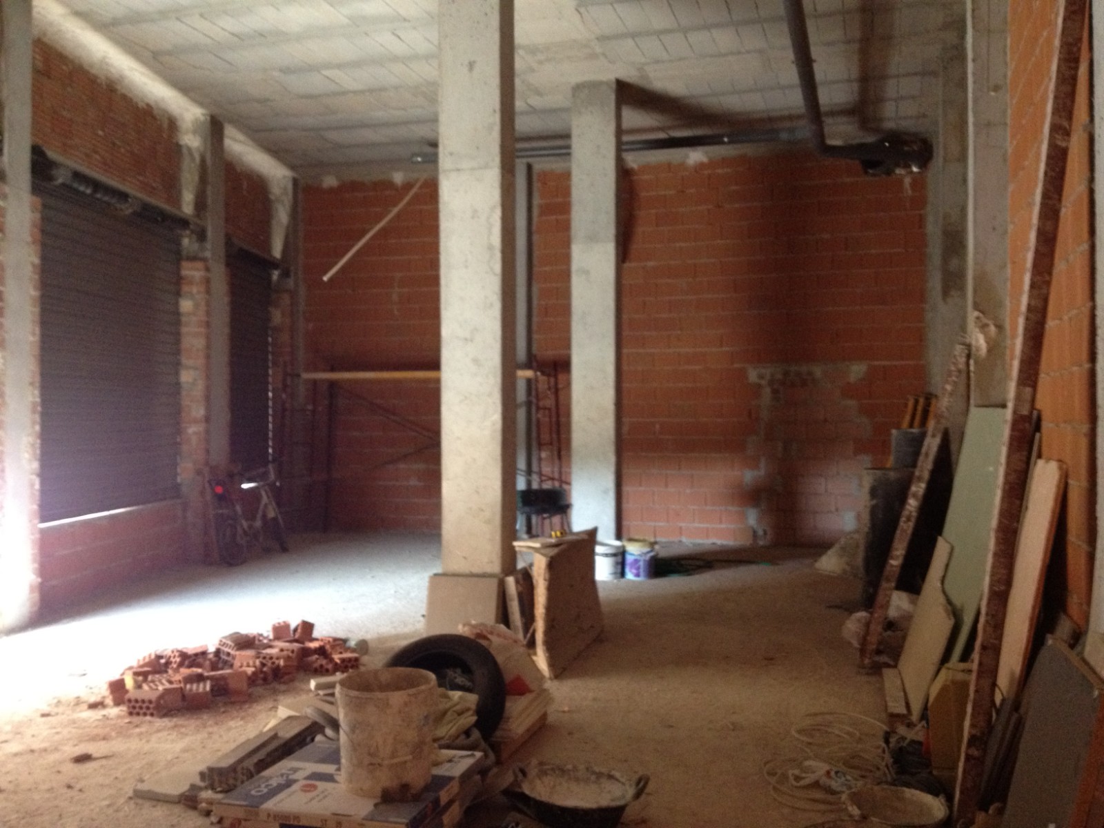 Commercial in Los Montesinos (Ref: BCT-LH396)