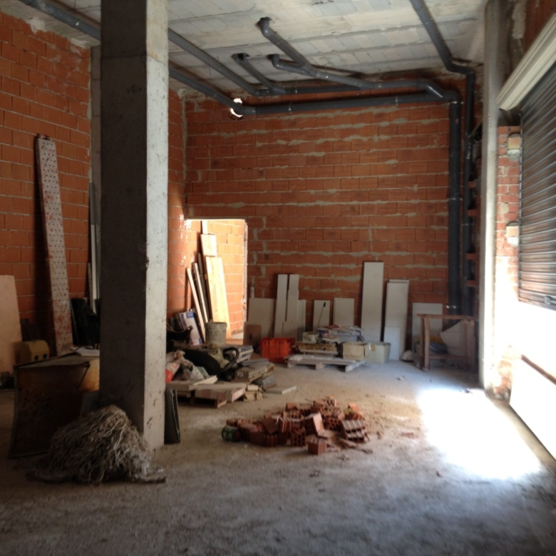 Commercial in Los Montesinos (Ref: BCT-LH396)