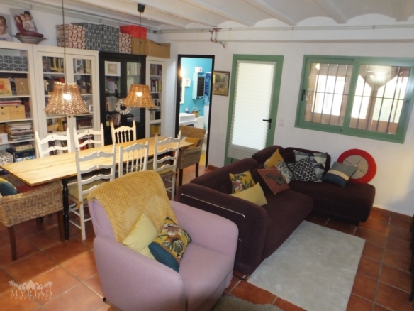 Country House in Pinoso (Ref: MP5197)