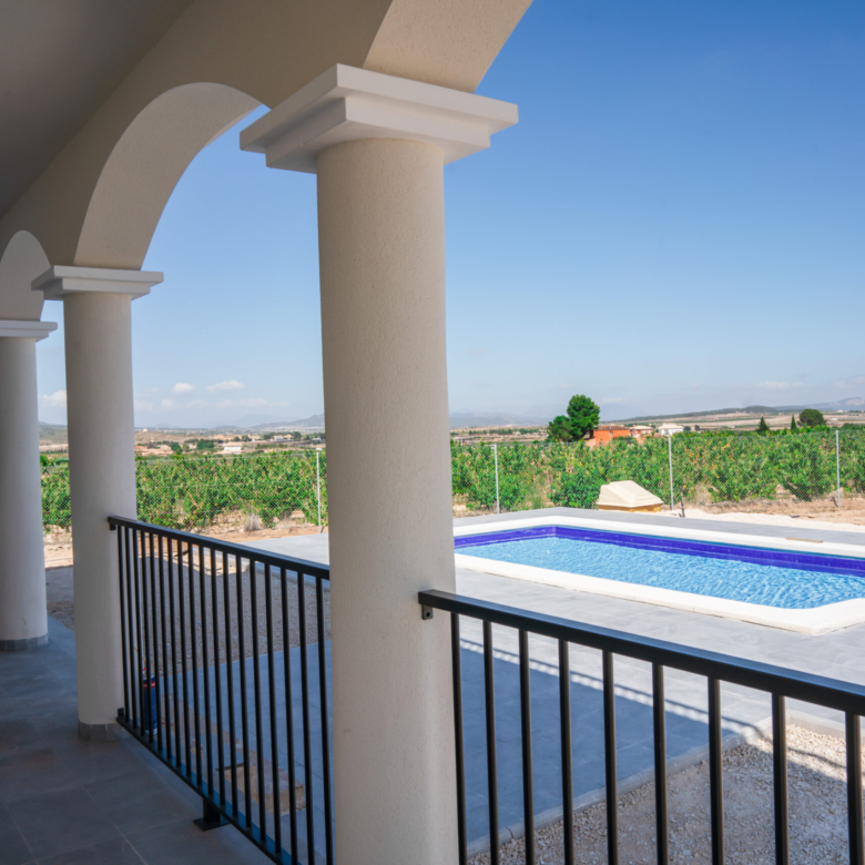 Country House in Pinoso (Ref: DOSI-600)