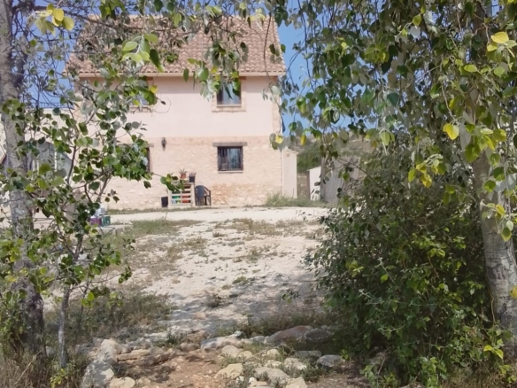 Country House in Pinoso (Ref: MP6034)