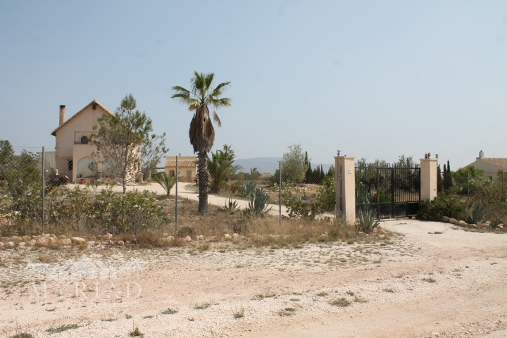 Country House in Pinoso (Ref: MP6034)
