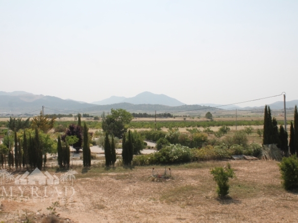 Country House in Pinoso (Ref: MP6034)