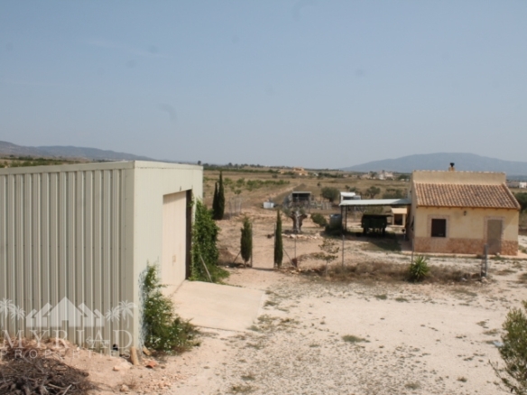 Country House in Pinoso (Ref: MP6034)
