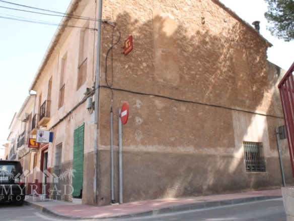 Town House in Pinoso (Ref: MP6040)