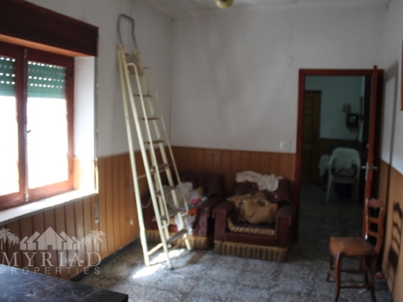 Town House in Pinoso (Ref: MP6040)