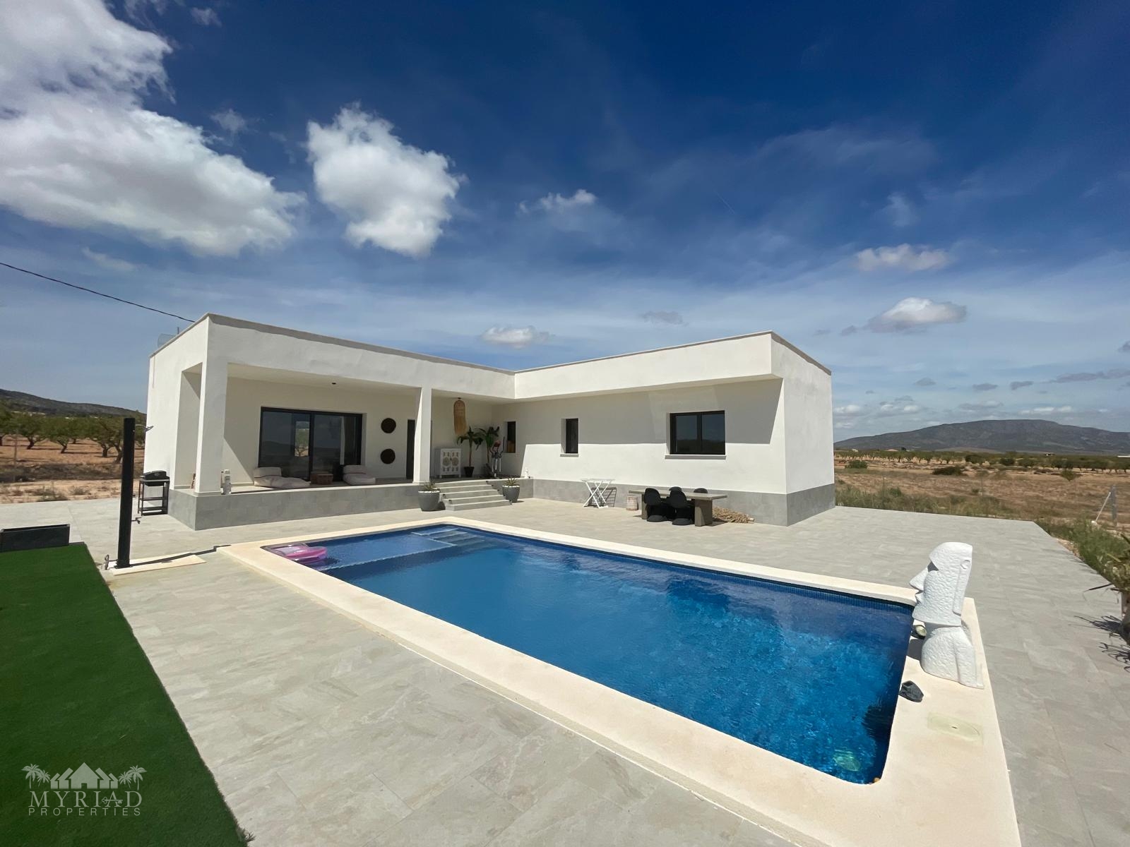 Town House in Pinoso (Ref: MP6173)