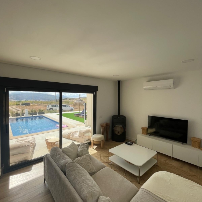 Town House in Pinoso (Ref: MP6173)