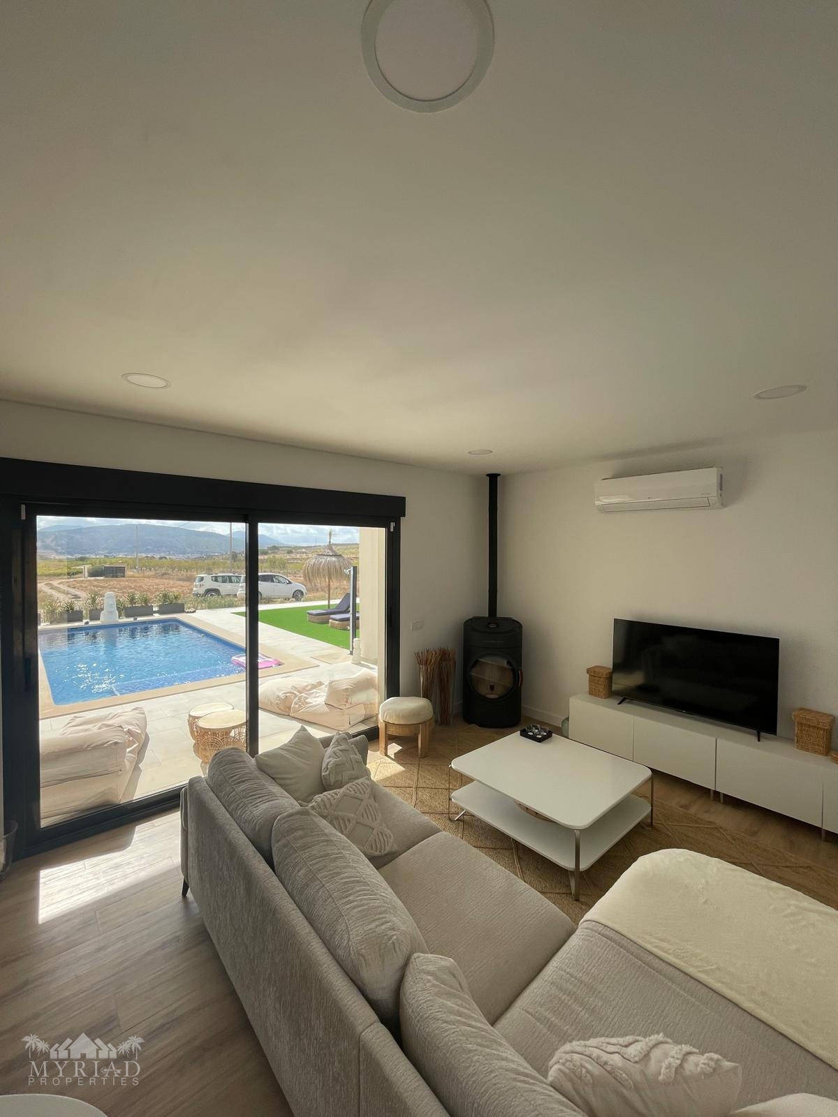 Town House in Pinoso (Ref: MP6173)