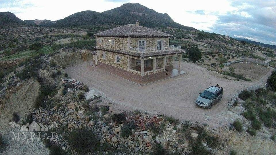 6282_5c12a388-2e26-4c68-b662-3dbf07b9b5e6 Chalet in Macisvenda (Ref: MP6282)