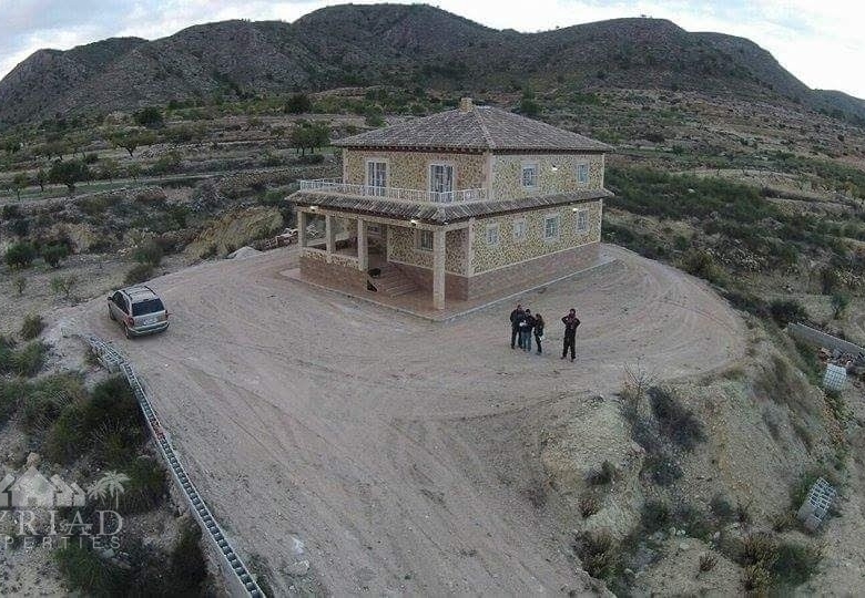 Chalet in Macisvenda (Ref: MP6282)