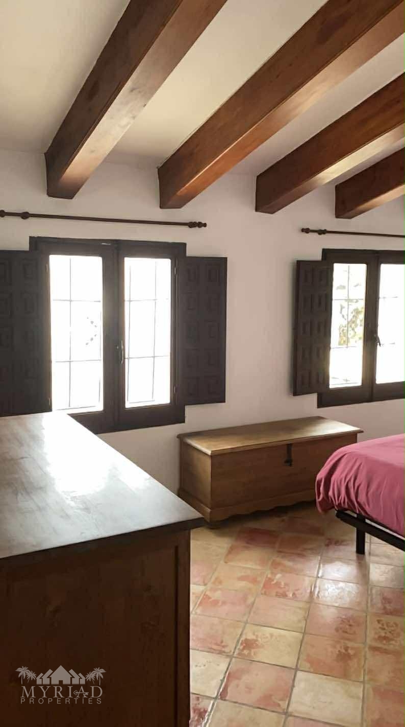 Chalet in Yecla (Ref: MP6311)