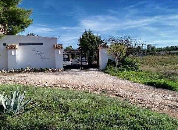 Chalet in Yecla (Ref: MP6311)