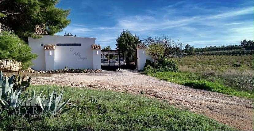 Chalet in Yecla (Ref: MP6311)