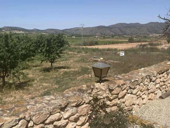 Chalet in Yecla (Ref: MP6311)
