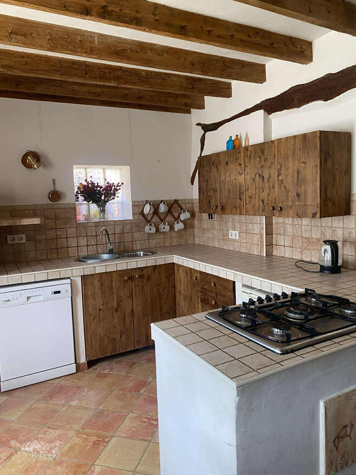 Chalet in Yecla (Ref: MP6311)