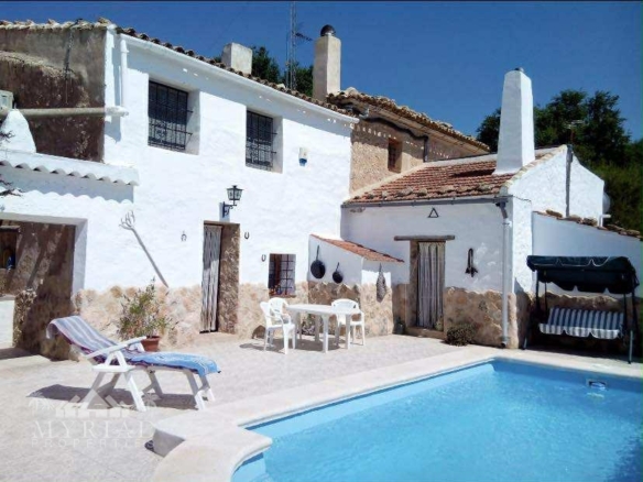 Chalet in Yecla (Ref: MP6311)