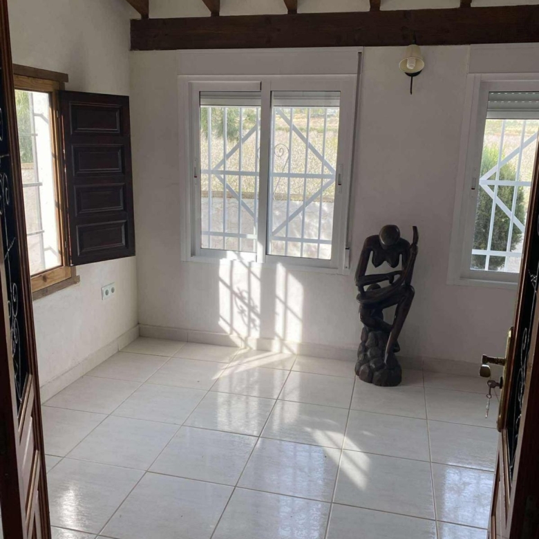 Chalet in Yecla (Ref: MP6311)