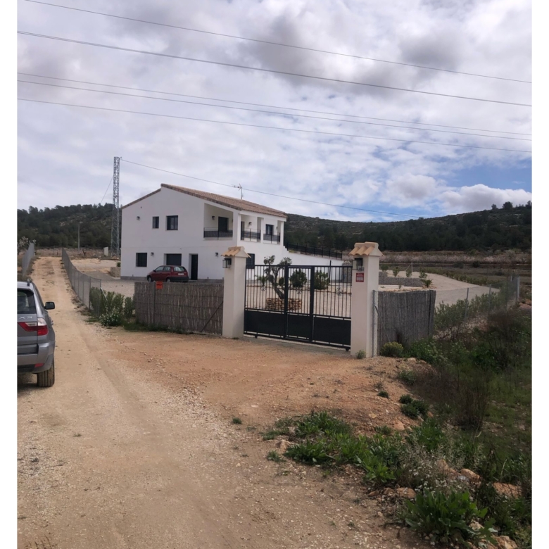 Villa in Pinoso (Ref: MP6312)