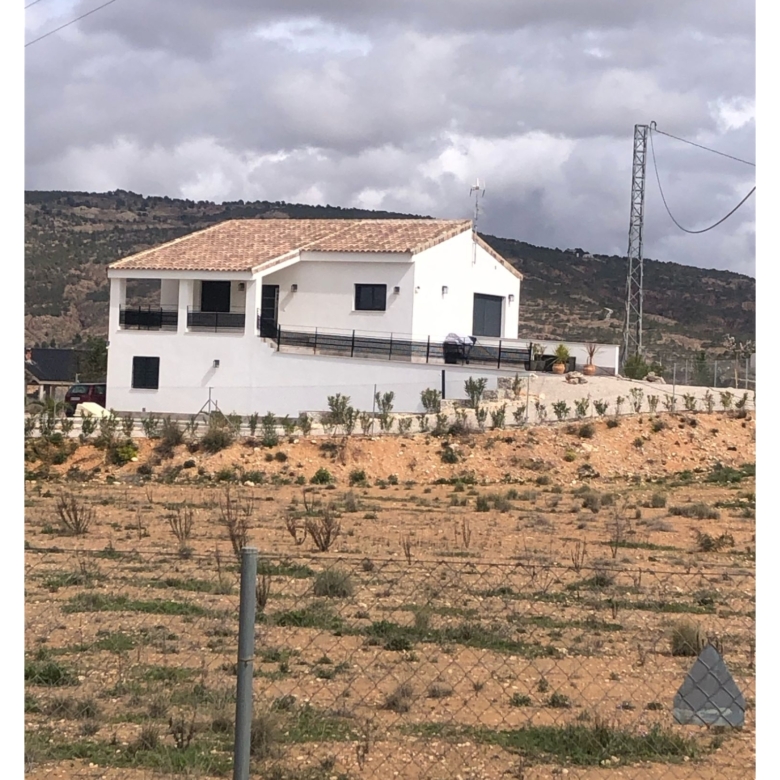 Villa in Pinoso (Ref: MP6312)