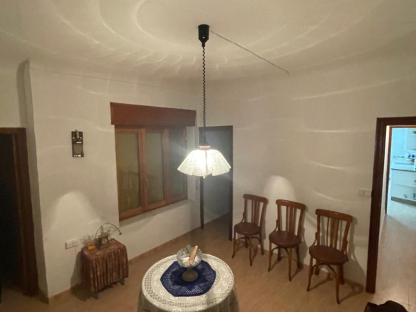 Town House in Pinoso (Ref: MP6370)
