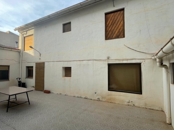 Town House in Pinoso (Ref: MP6370)