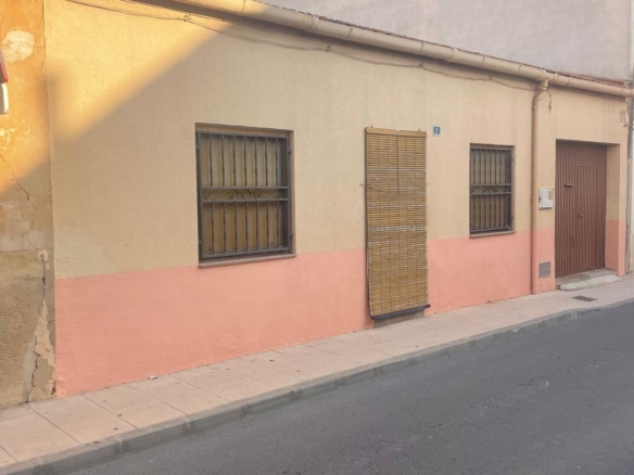 Town House in Pinoso (Ref: MP6370)