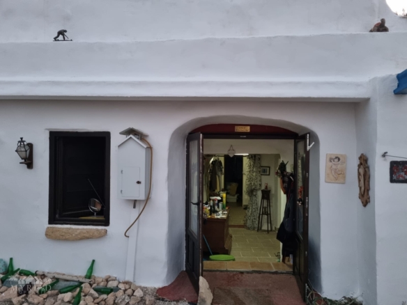 Cave House in Torre del Rico (Ref: MP6456)