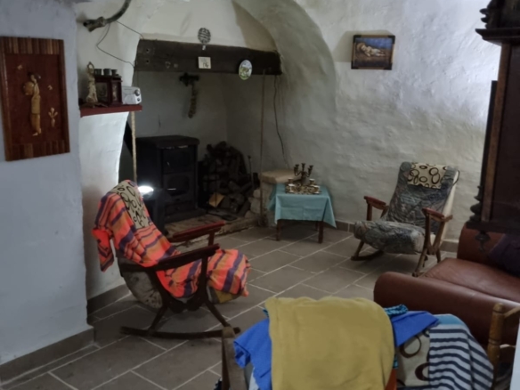 Cave House in Torre del Rico (Ref: MP6456)