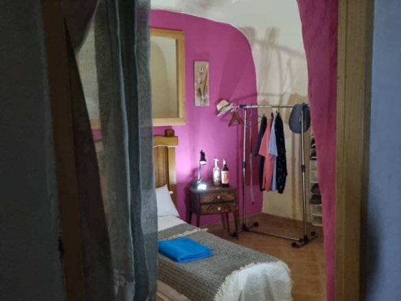 Cave House in Torre del Rico (Ref: MP6456)