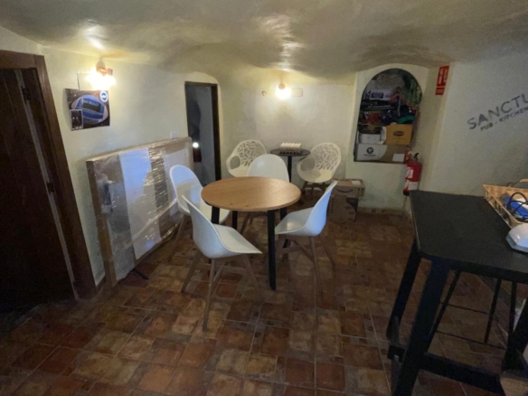 Commercial in Pinoso (Ref: MP6467)