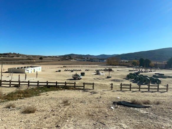 Commercial in Pinoso (Ref: MP6467)