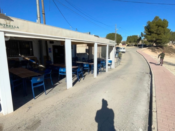 Commercial in Pinoso (Ref: MP6467)