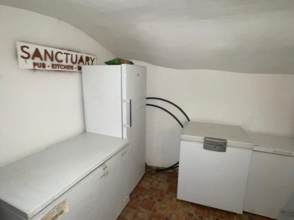 Commercial in Pinoso (Ref: MP6467)