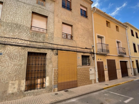 Town House in Pinoso (Ref: MP6483)